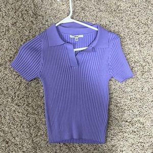 Cute purple crop top!
